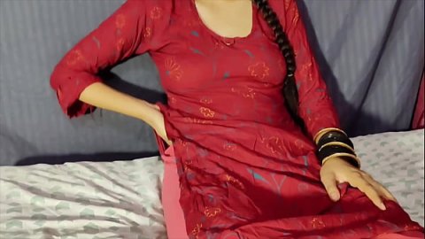 Sauteli Behen Ki Garam Malish – Ungliyon Ka Jaadu Jawaani Pe Bhaari!